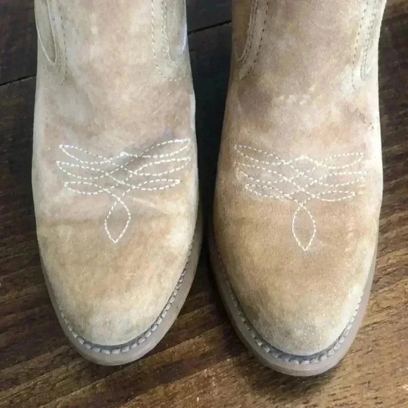 Wolverine | Vintage Embroidered Tan Leather Western Boots - Picture 6 of 11